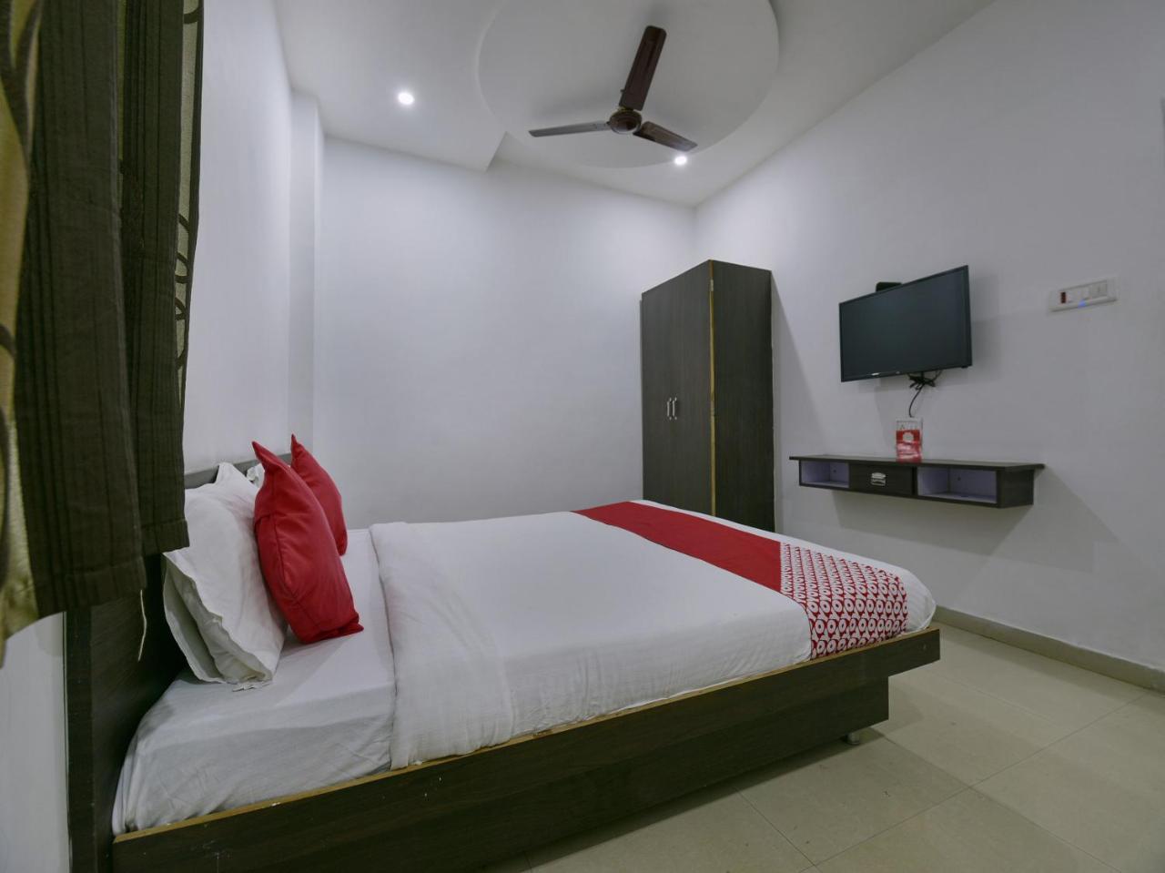 Oyo 9969 Hotel Kshipra Dham Ujjain Luaran gambar